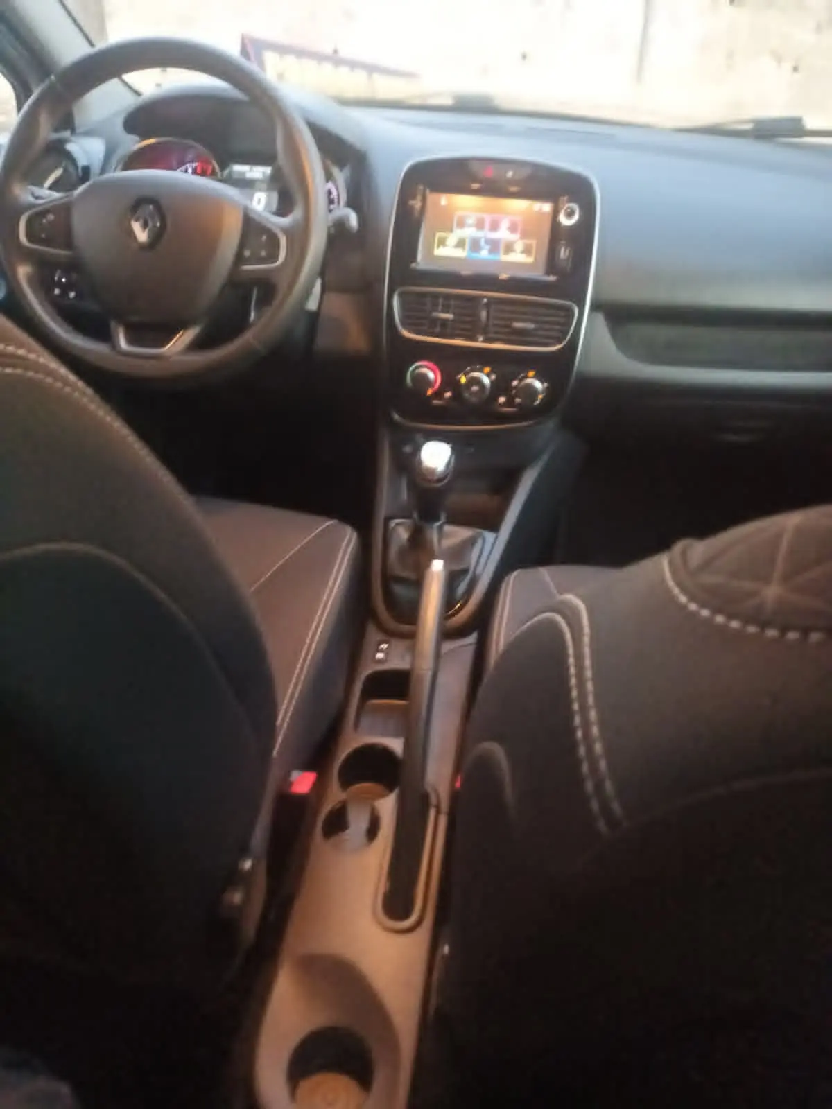 Renault Clio 1.2 Zen 11