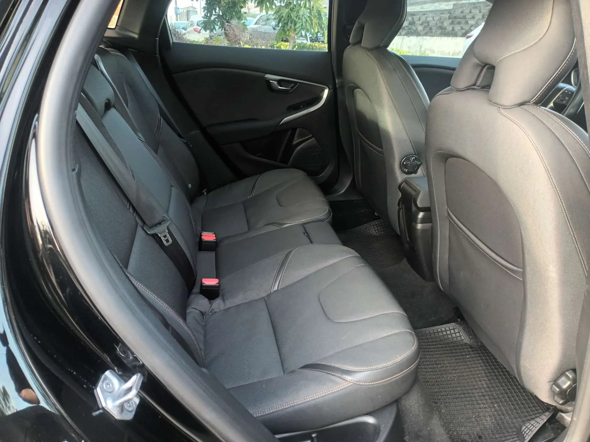 Volvo V40 Cross Country 2.0 D3 Geartronic 21