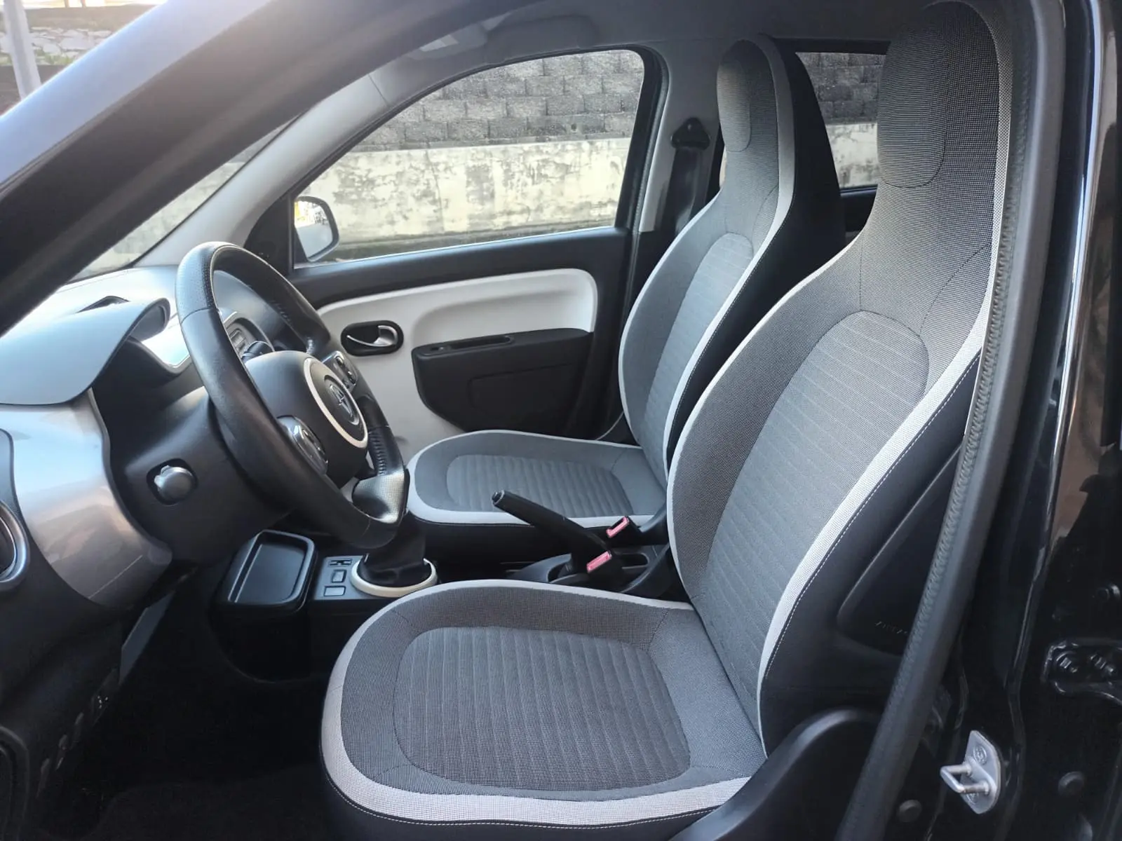 Renault Twingo 1.0 SCe Limited 17