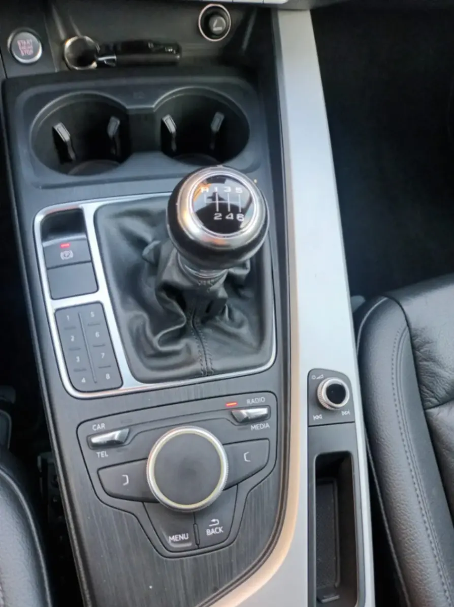 Audi A4 Avant 2.0 TDI Advance 13