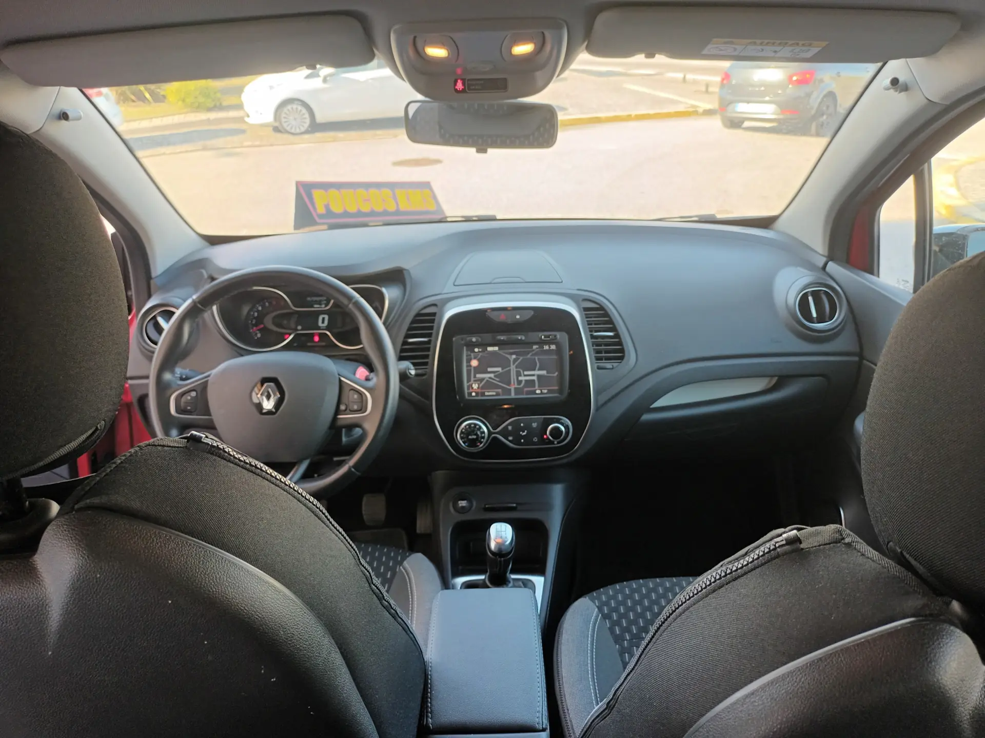 Renault Captur 1.0 TCe Exclusive 14