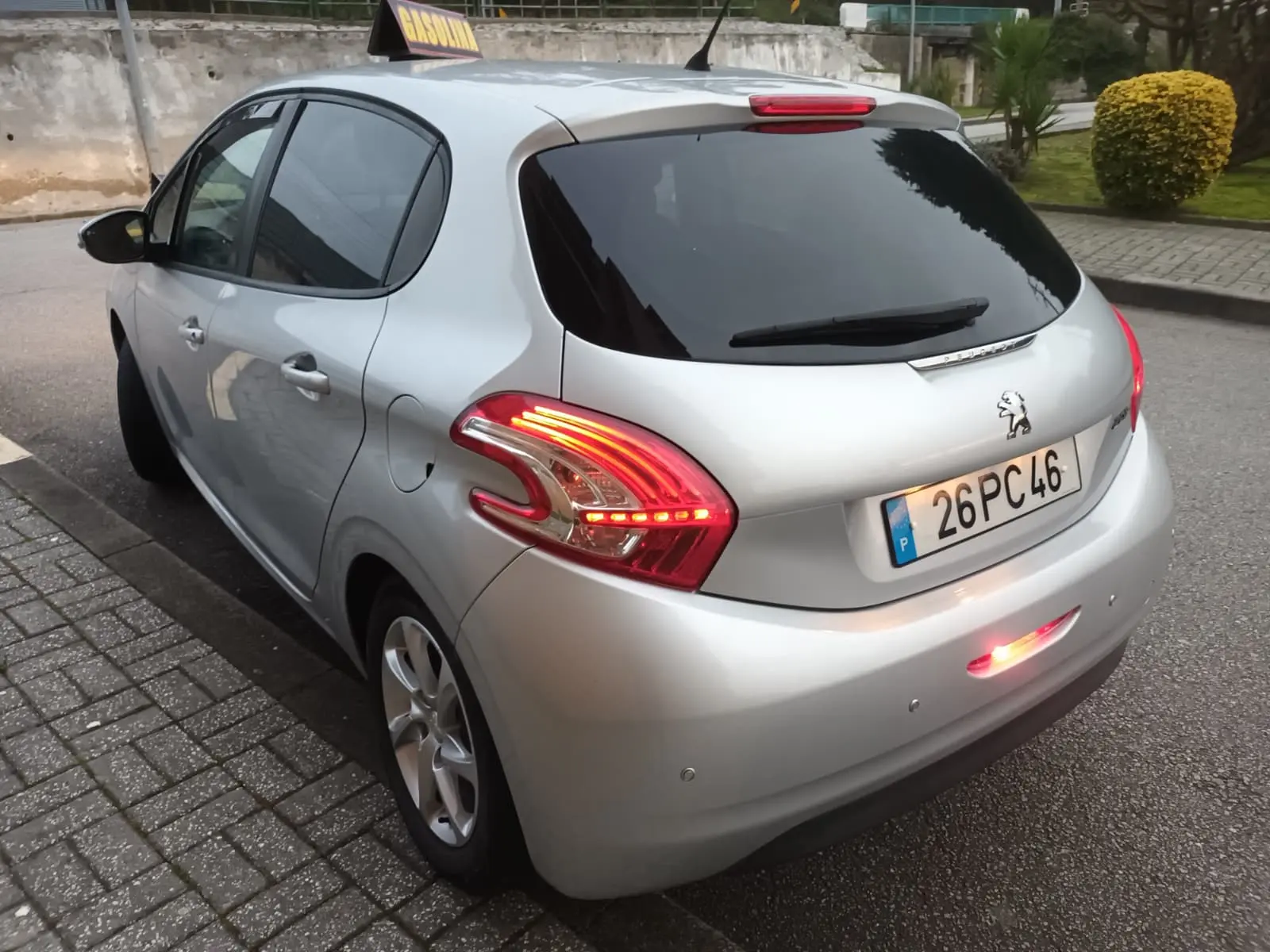Peugeot 208 1.2 PureTech Active 6