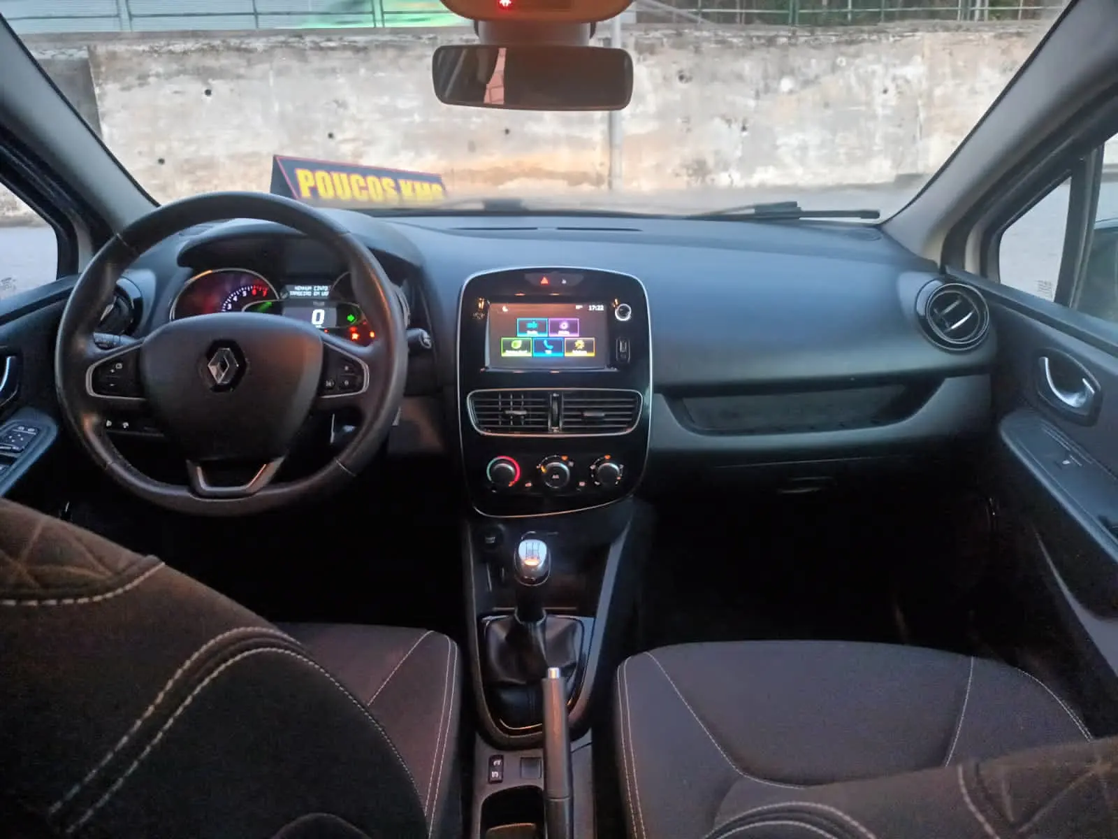 Renault Clio 1.2 Zen 9