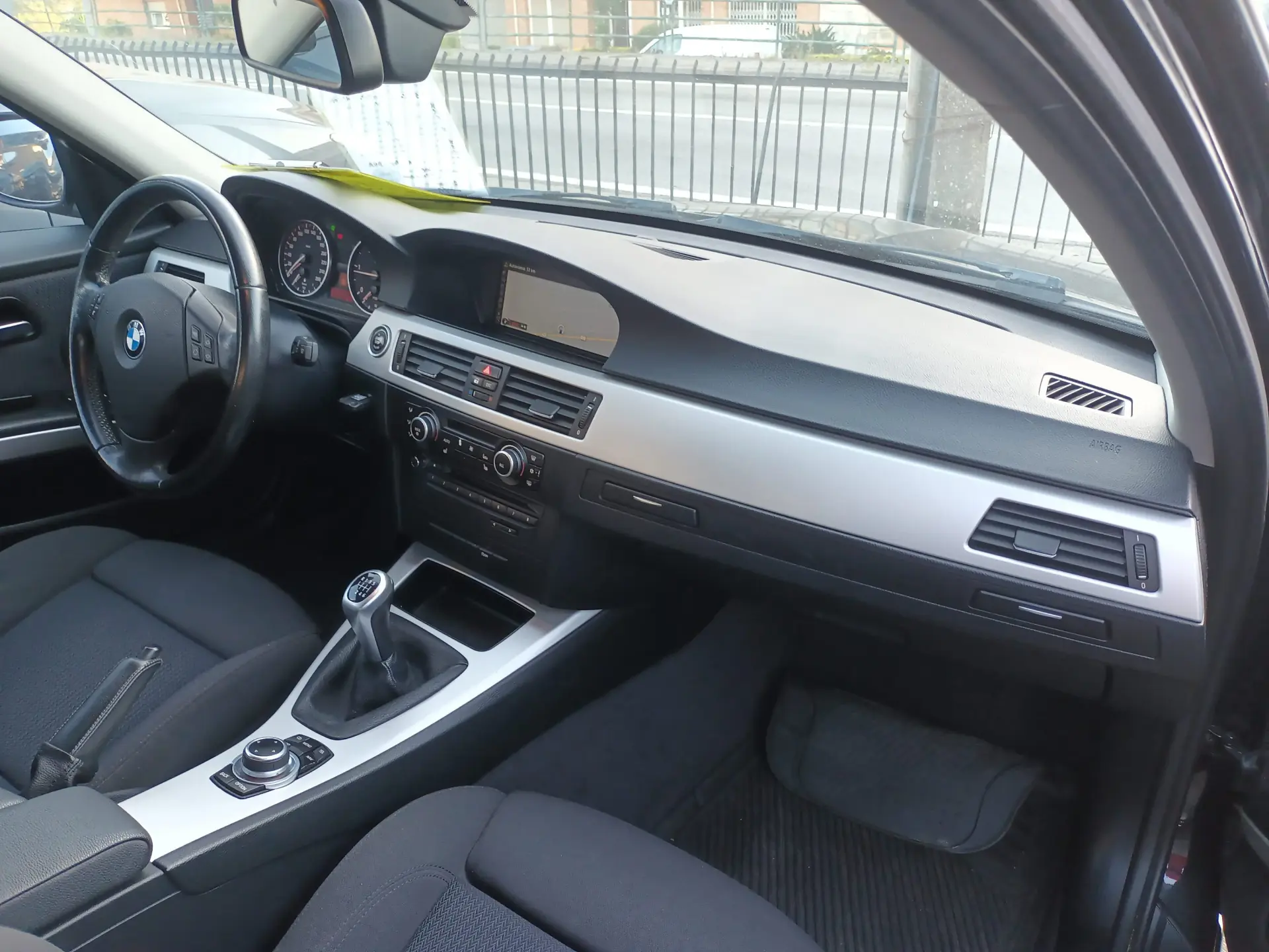 BMW 320 d Navigation 14