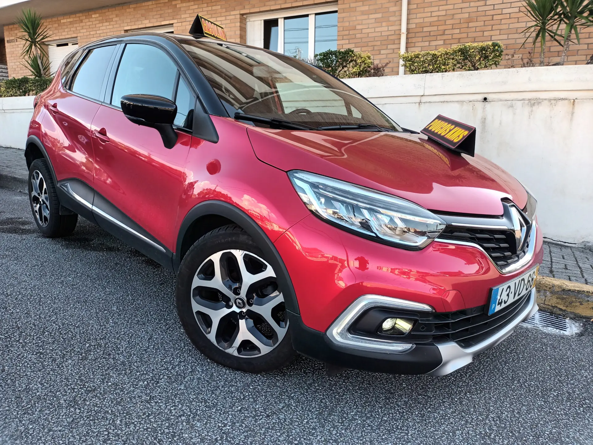 Renault Captur 1.0 TCe Exclusive 3