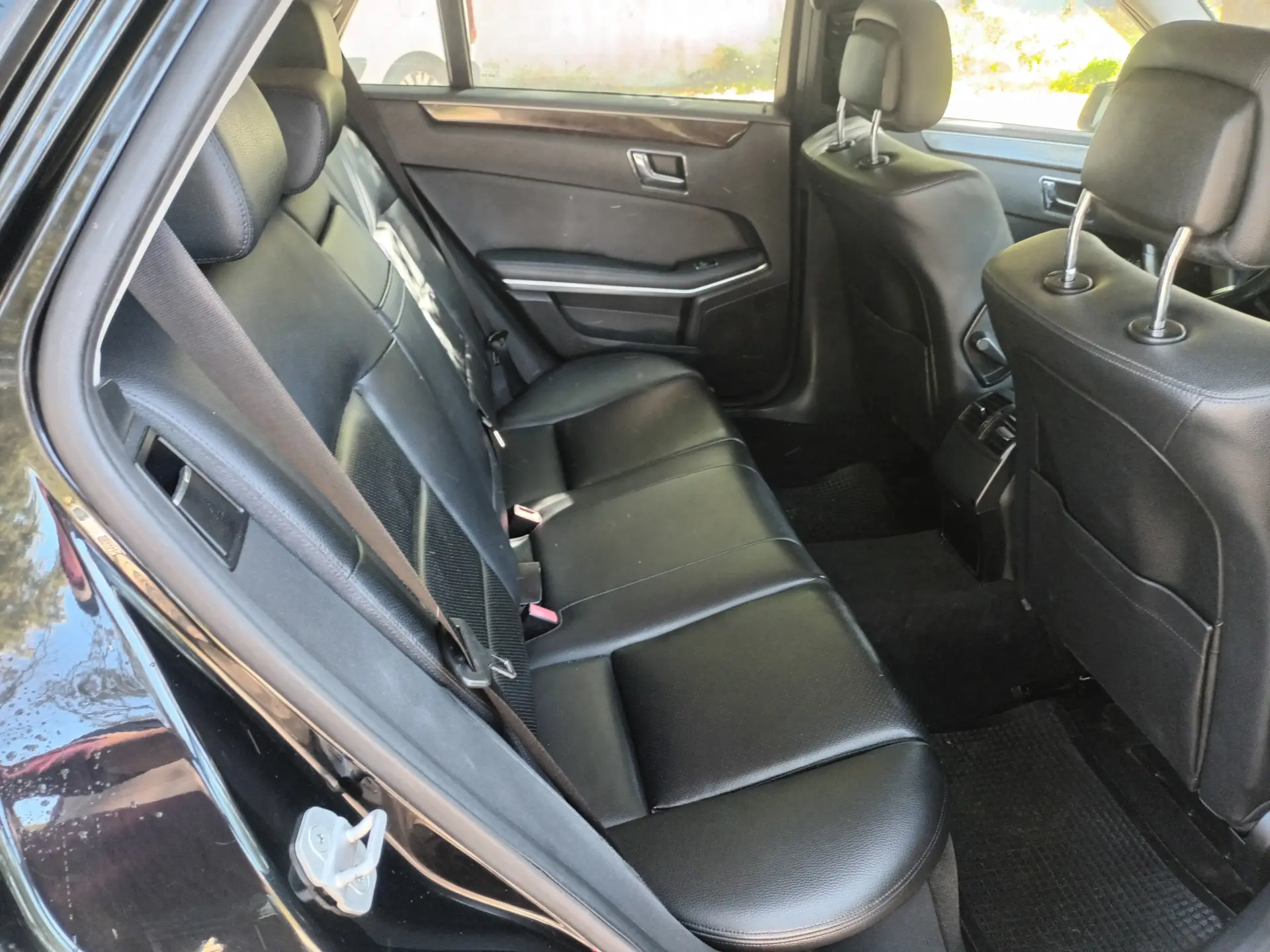 Mercedes-Benz E 200 BlueTEC Avantgarde Auto 10