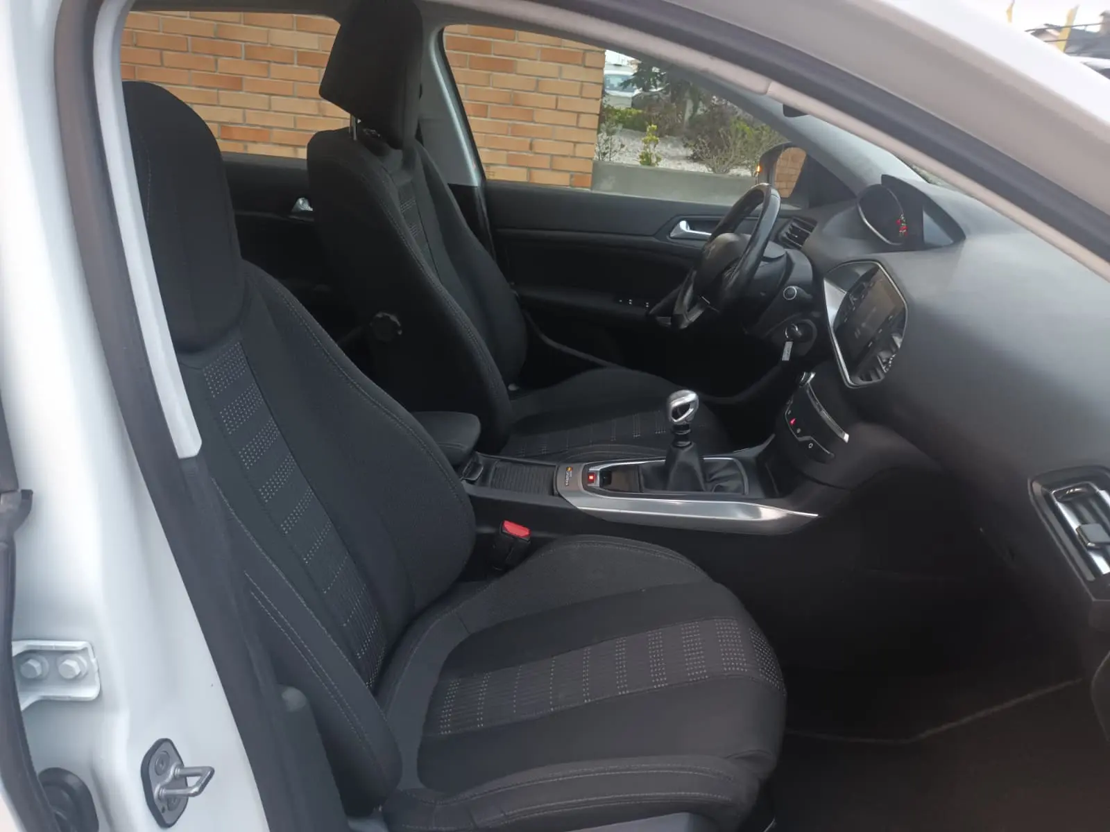 Peugeot 308 SW 1.6 e-HDi Active 22