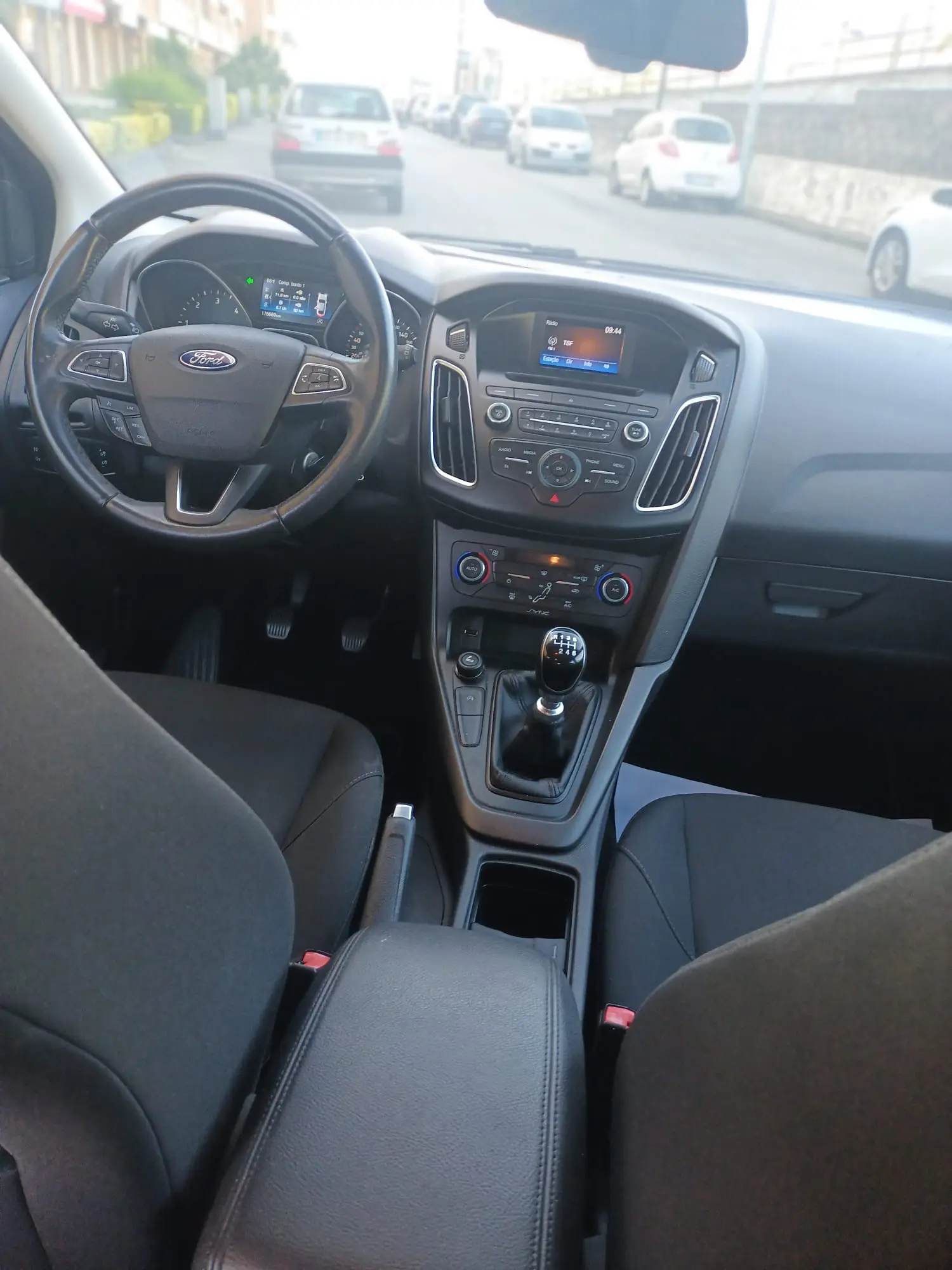 Ford Focus 1.5 TDCi Trend+ 8