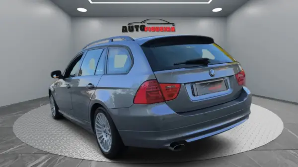 BMW 320 d Touring Sport 5