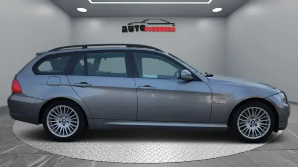 BMW 320 d Touring Sport 8