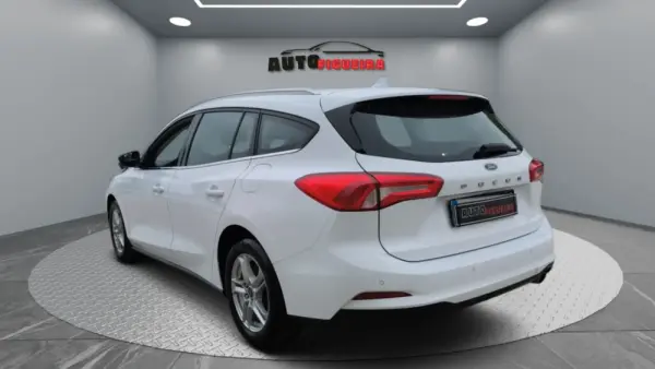 Ford Focus SW 1.5 TDCi EcoBlue Connected 4