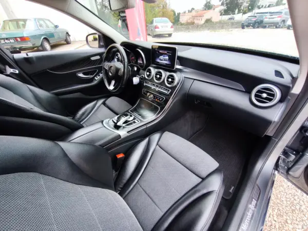 Mercedes-Benz C 350 e 15