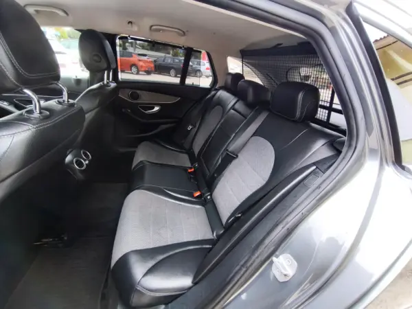 Mercedes-Benz C 350 e 16