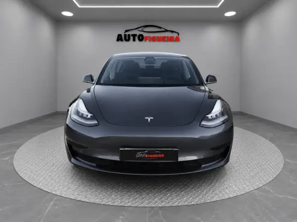 Tesla Model 3 Tração Traseira 2