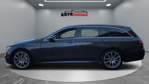Mercedes-Benz E 220 d AMG Line 5