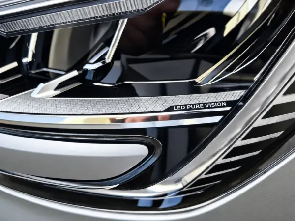 Renault Mégane Sport Tourer 1.6 E-Tech Plug-In Hybrid R.S. Line 29