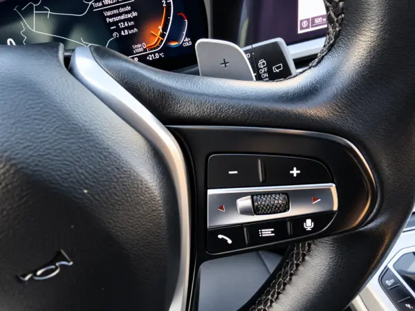 BMW 320 d Touring Navigation Auto 23