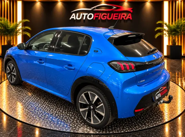 Peugeot e-208 50 kWh GT 7