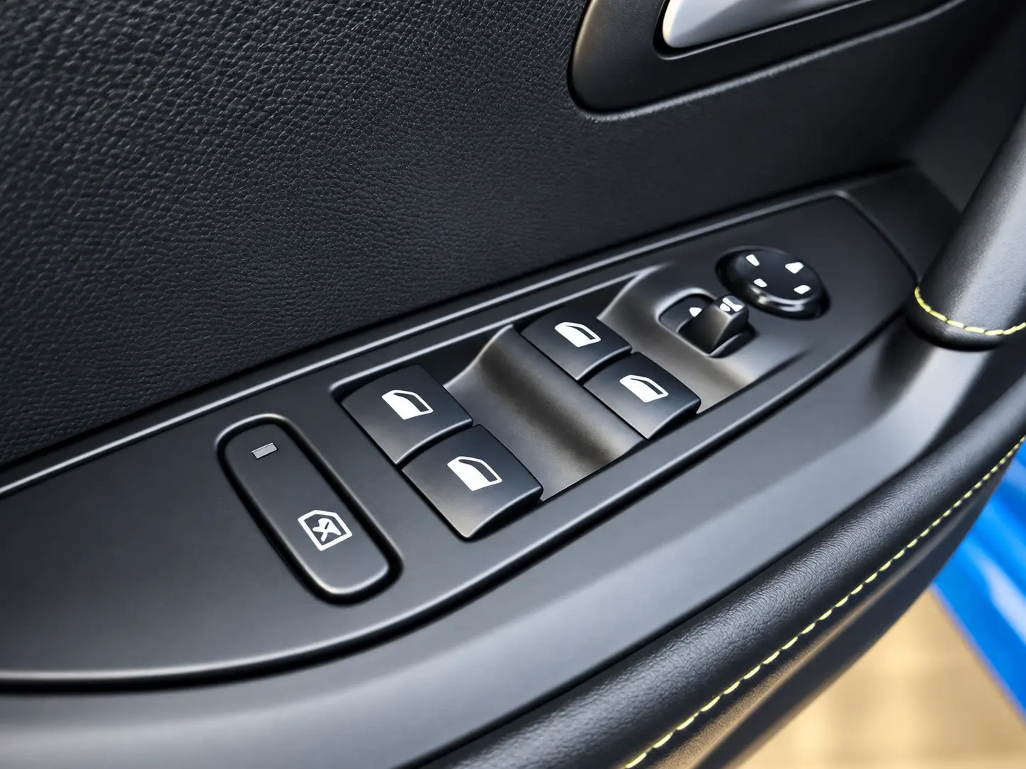 Peugeot e-208 50 kWh GT 12