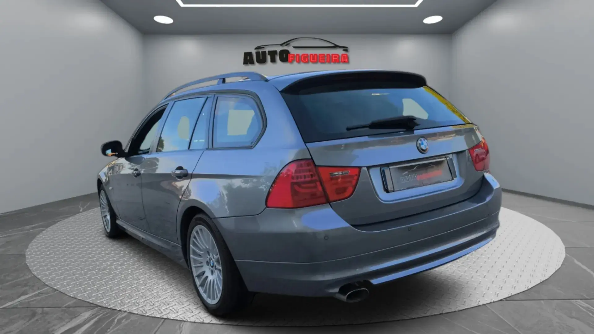 BMW 320 d Touring Sport 5