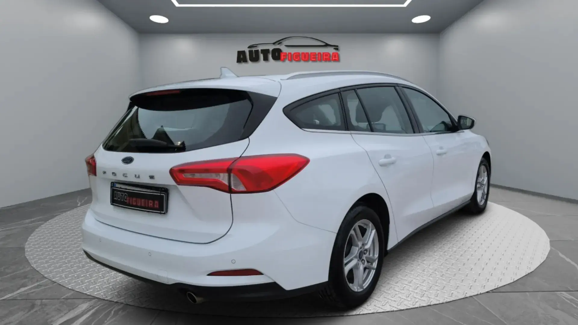 Ford Focus SW 1.5 TDCi EcoBlue Connected 2