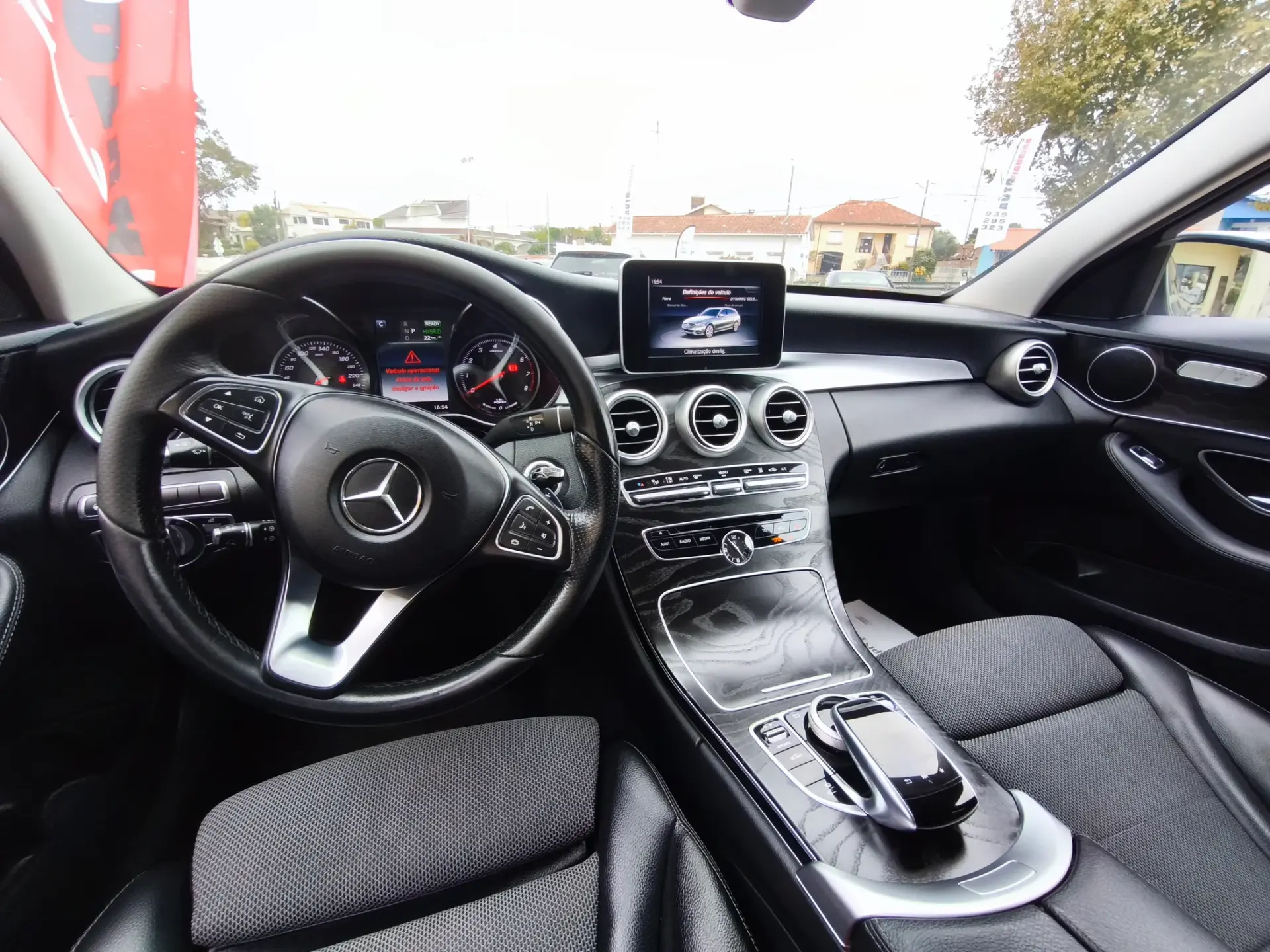 Mercedes-Benz C 350 e 12
