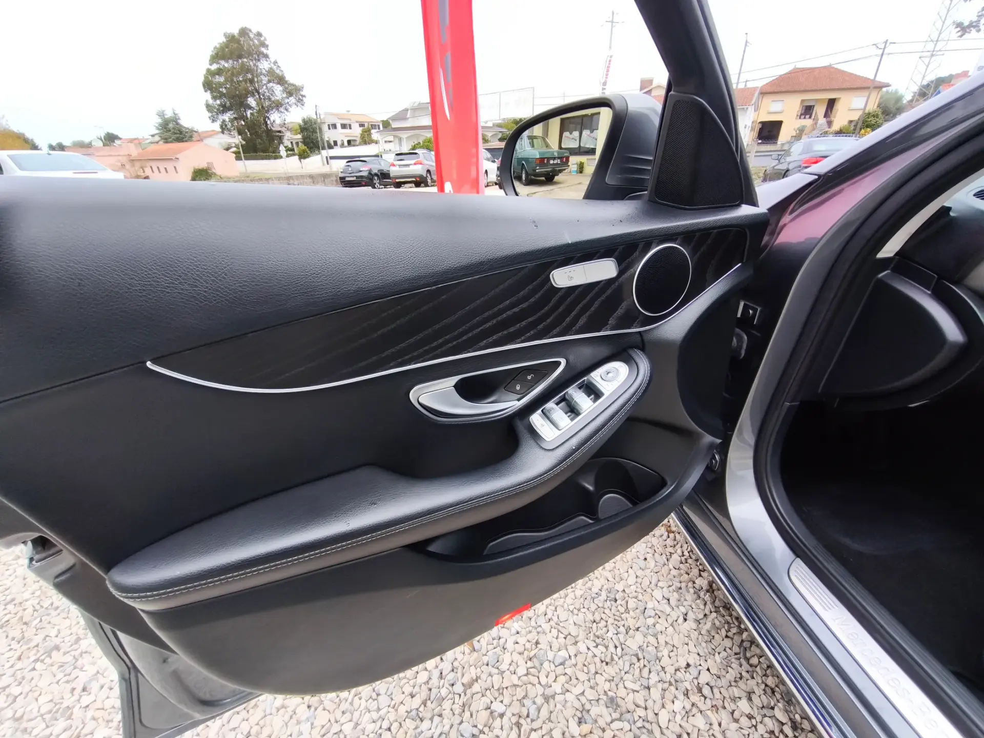 Mercedes-Benz C 350 e 17