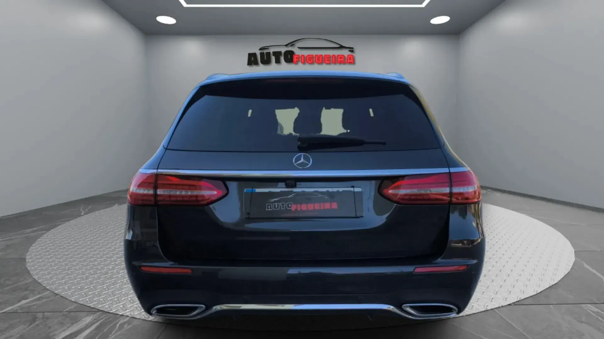 Mercedes-Benz E 220 d AMG Line 2