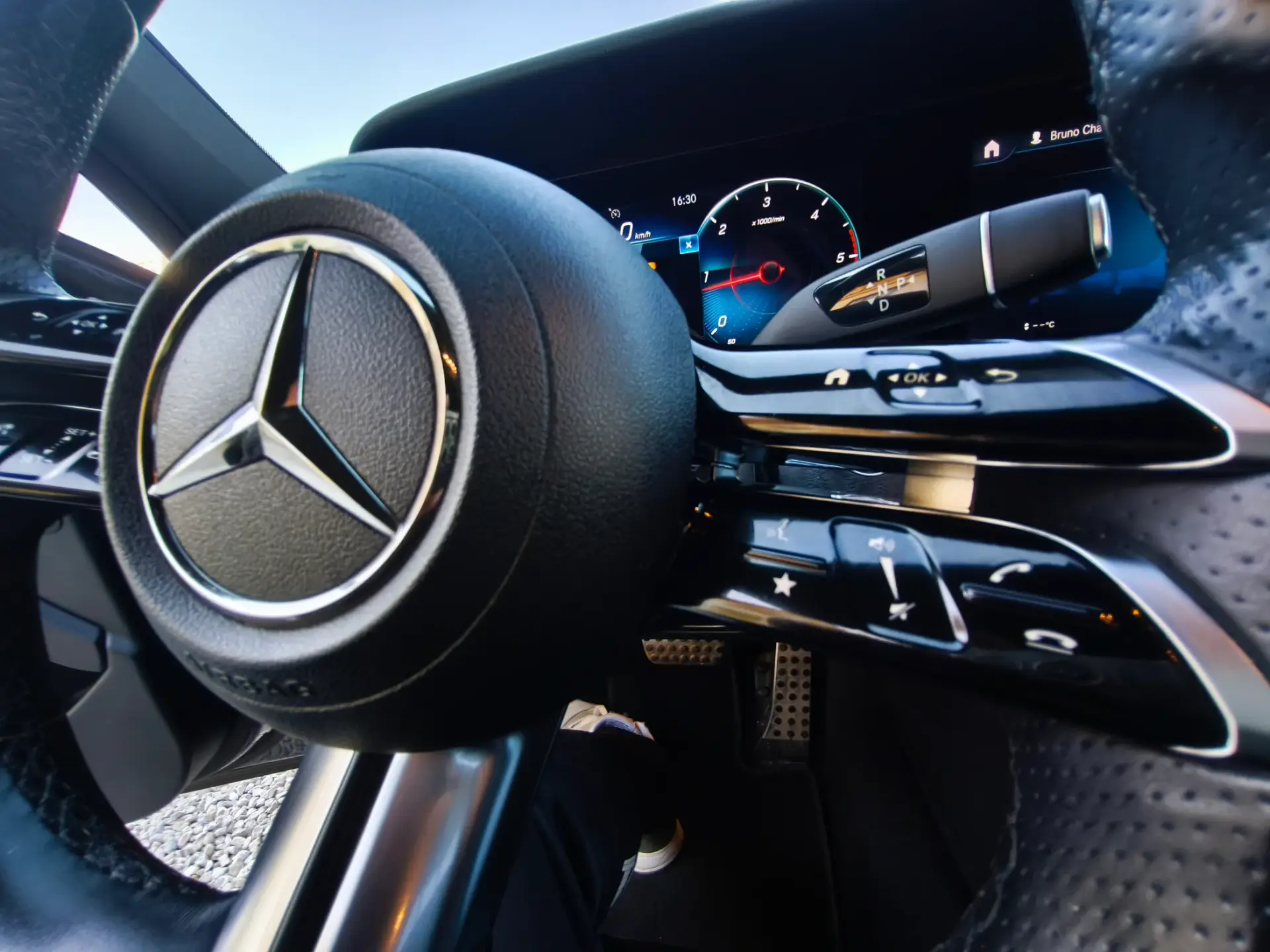 Mercedes-Benz E 220 d AMG Line 16