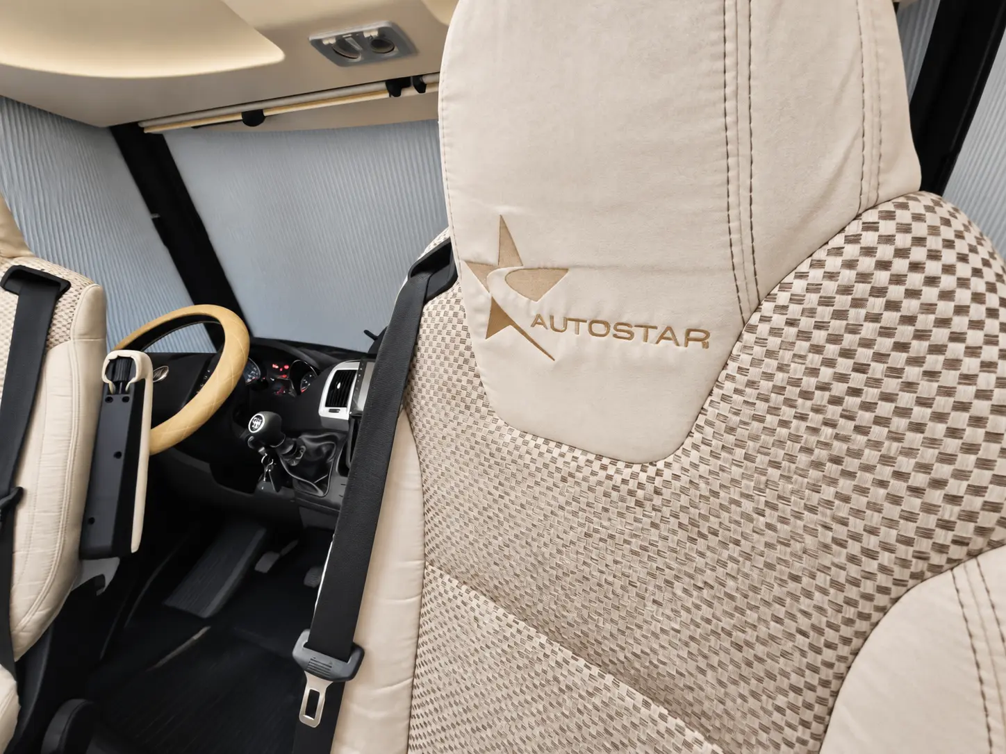 Autostar Privilege I730LC 21