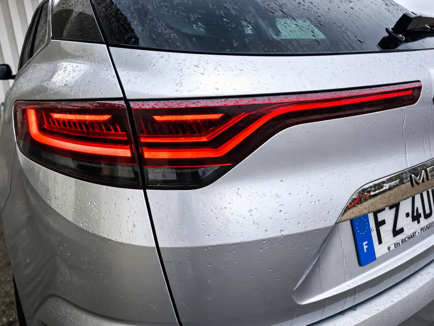 Renault Mégane Sport Tourer 1.6 E-Tech Plug-In Hybrid R.S. Line 26