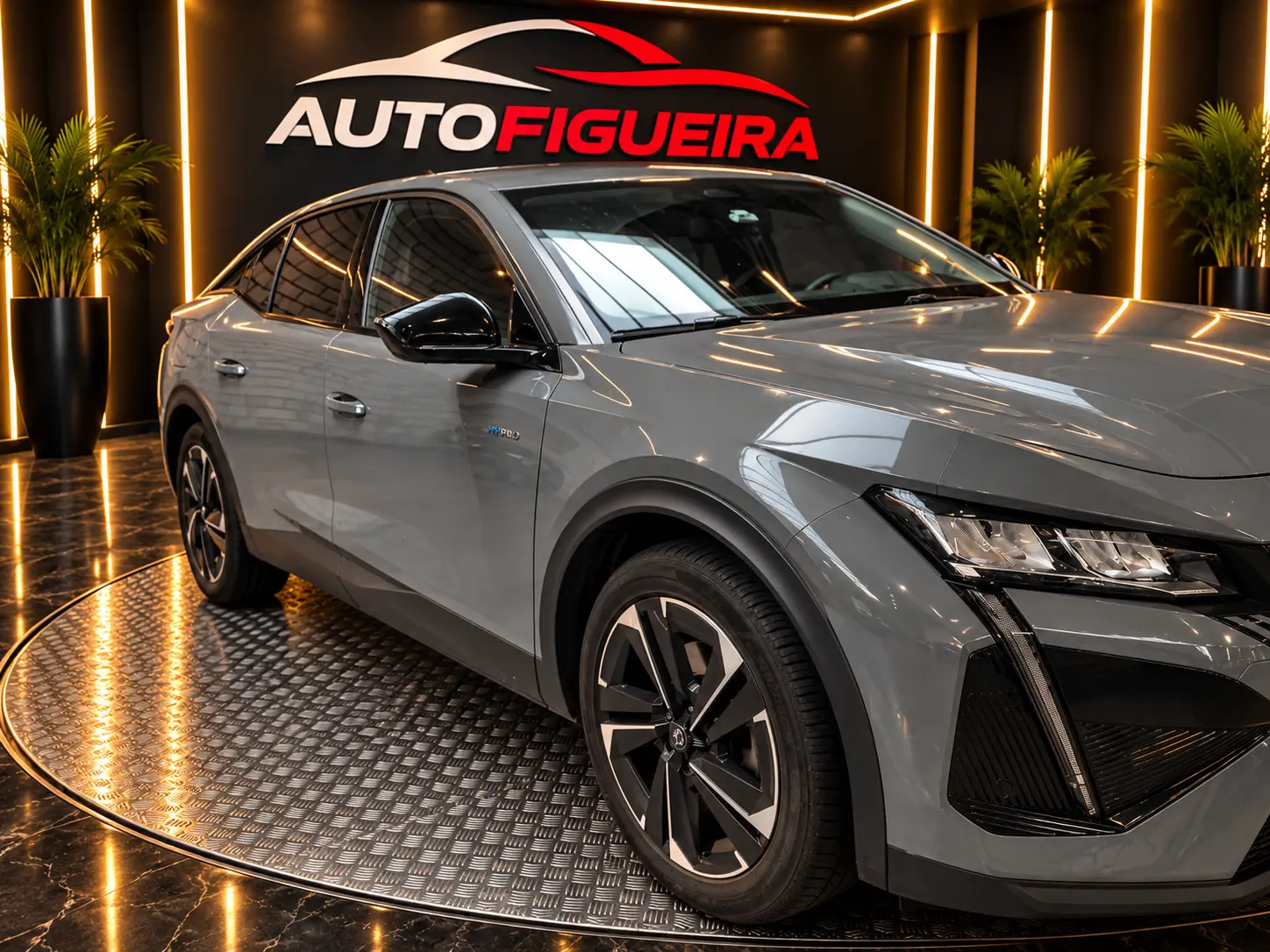 Peugeot 408 1.6 Hybrid Allure Pack e-EAT8 9