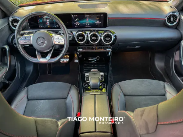 Mercedes-Benz A 180 d AMG Line Aut. 19