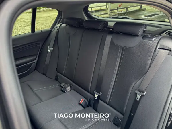 BMW 116 d Sport Line 17