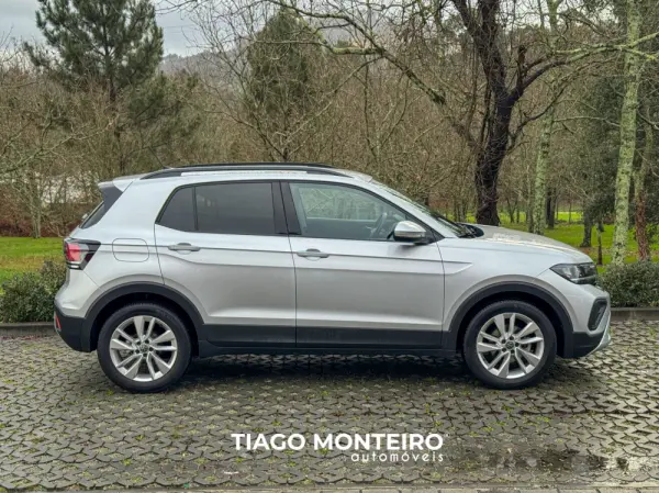 Volkswagen T-Cross 1.0 TSI Urban DSG Digital Cockpit Pro 24