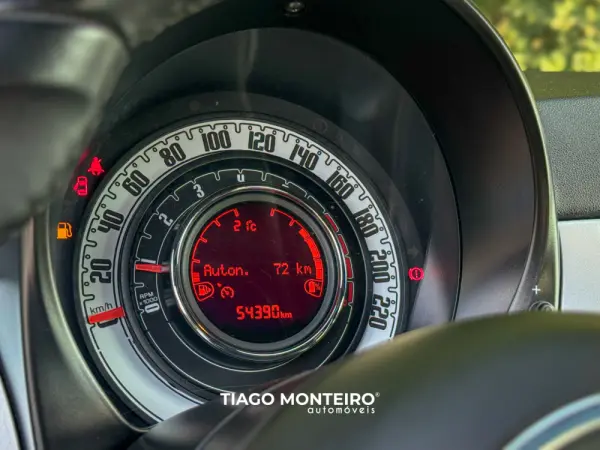 Fiat 500 1.0 Hybrid Connect 36
