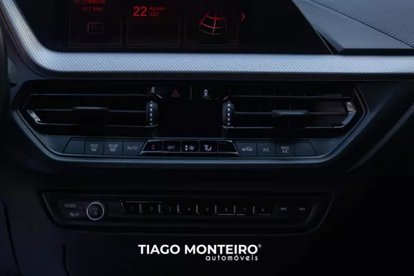 BMW 116 d Pack Desportivo M (2019-2024) 44