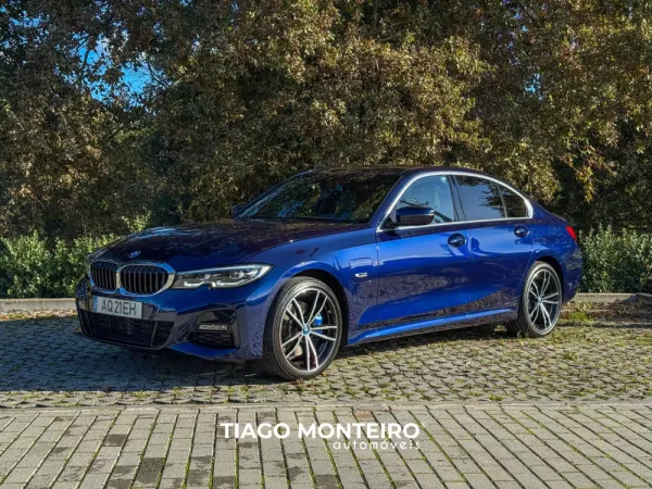 BMW 320 e Pack M Auto (2021-2022) 7
