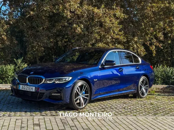 BMW 320 e Pack M Auto (2021-2022) 9