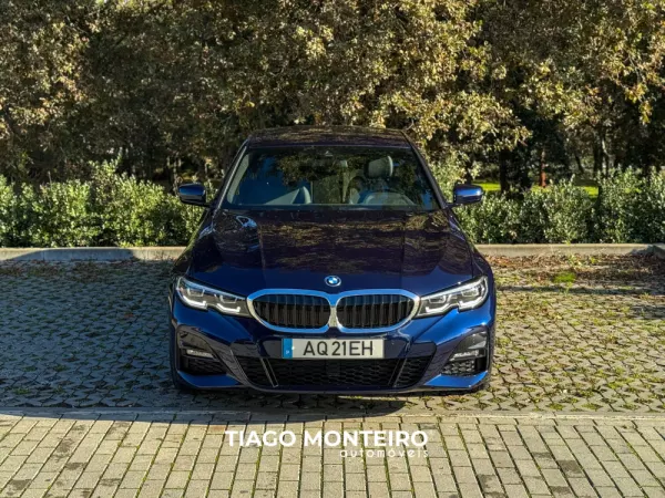 BMW 320 e Pack M Auto (2021-2022) 18