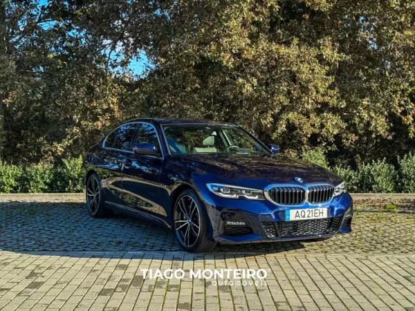 BMW 320 e Pack M Auto (2021-2022) 21