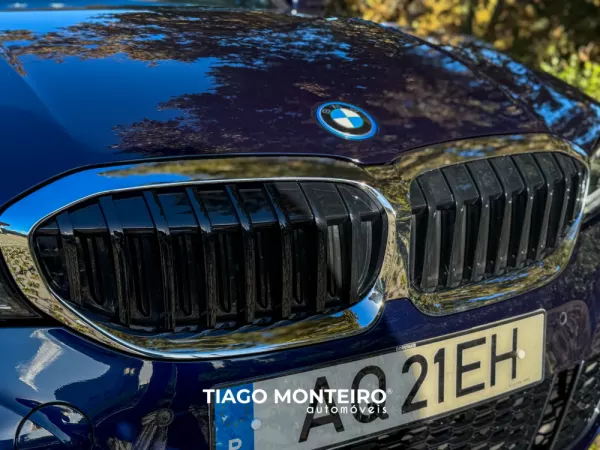 BMW 320 e Pack M Auto (2021-2022) 37