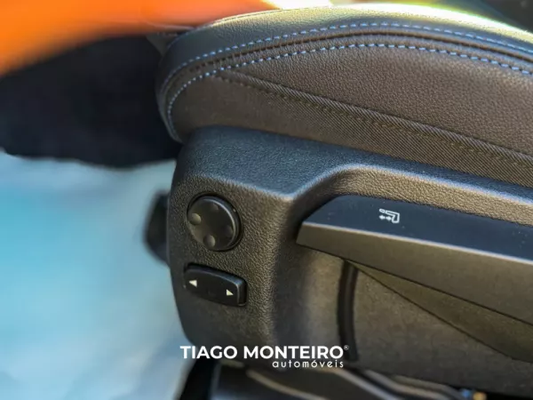 BMW 320 e Pack M Auto (2021-2022) 48