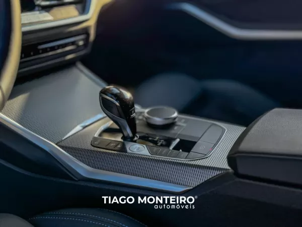 BMW 320 e Pack M Auto (2021-2022) 49