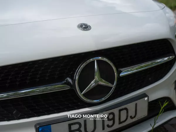 Mercedes-Benz CLA 250 Não encontro a versão 20