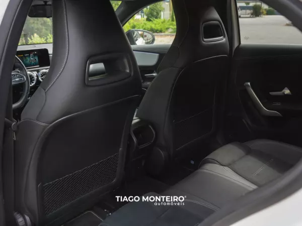 Mercedes-Benz CLA 250 Não encontro a versão 31