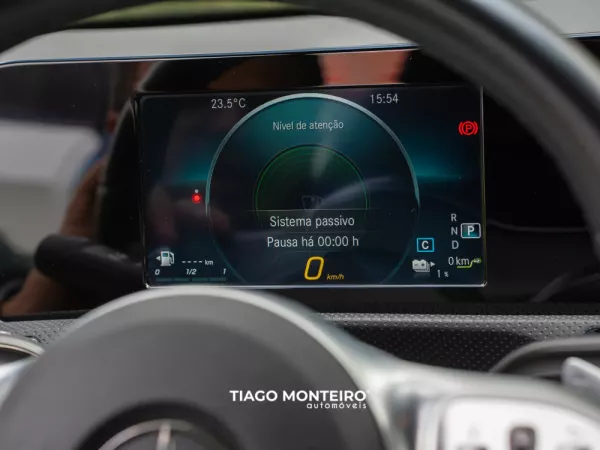 Mercedes-Benz CLA 250 Não encontro a versão 46