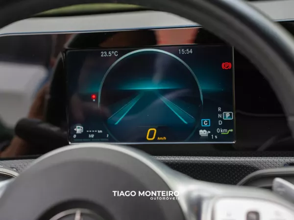 Mercedes-Benz CLA 250 Não encontro a versão 47