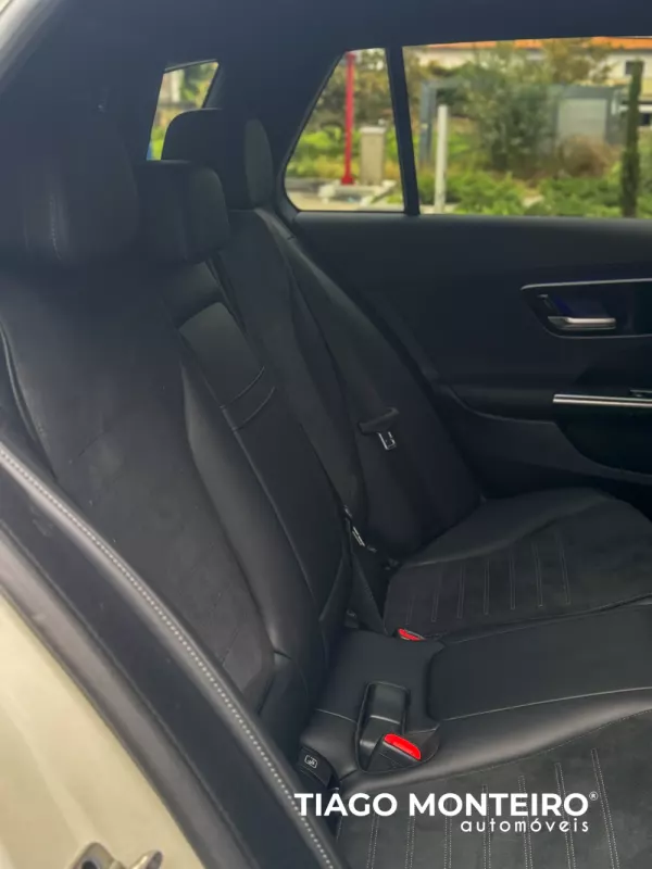 Mercedes-Benz C 300 e T 9G-TRONIC AMG Line Advanced 57