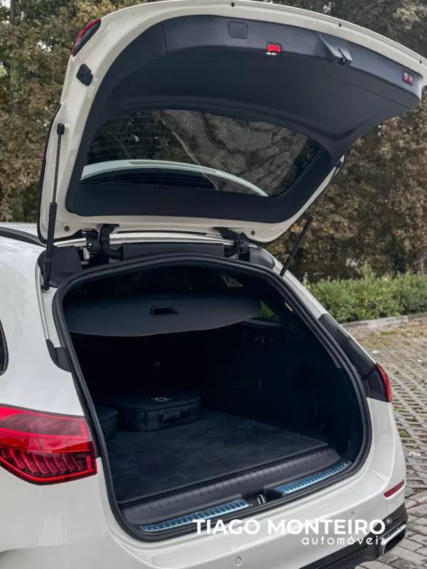 Mercedes-Benz C 300 e T 9G-TRONIC AMG Line Advanced 59